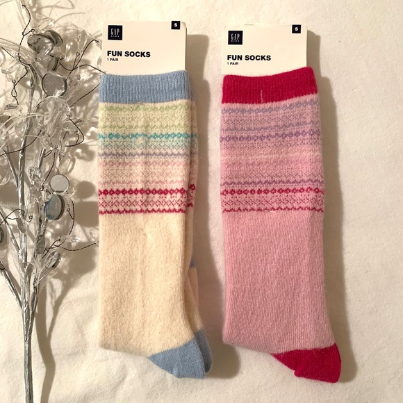 GAP Kids Warm Wool Blend Fun Socks - 2 Pairs Size Small - Picture 1 of 6